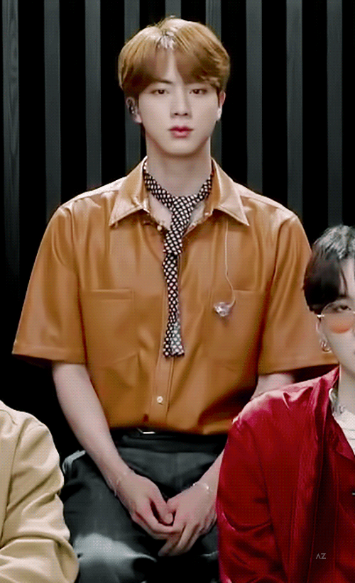 방탄진 왜 이런옷 입혔지...??? | 인스티즈