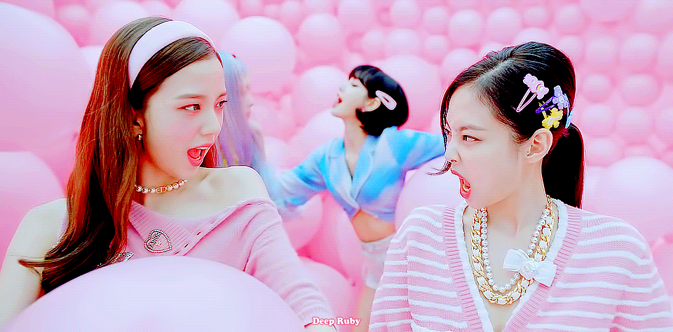 제니 🍦아이스크림🍦 뮤비+뮤비메이킹 움짤모음 (35개) | 인스티즈