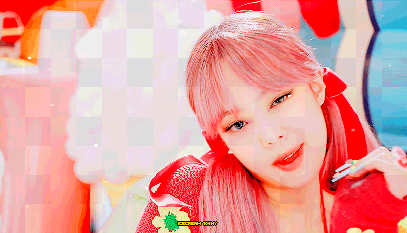 제니 🍦아이스크림🍦 뮤비+뮤비메이킹 움짤모음 (35개) | 인스티즈