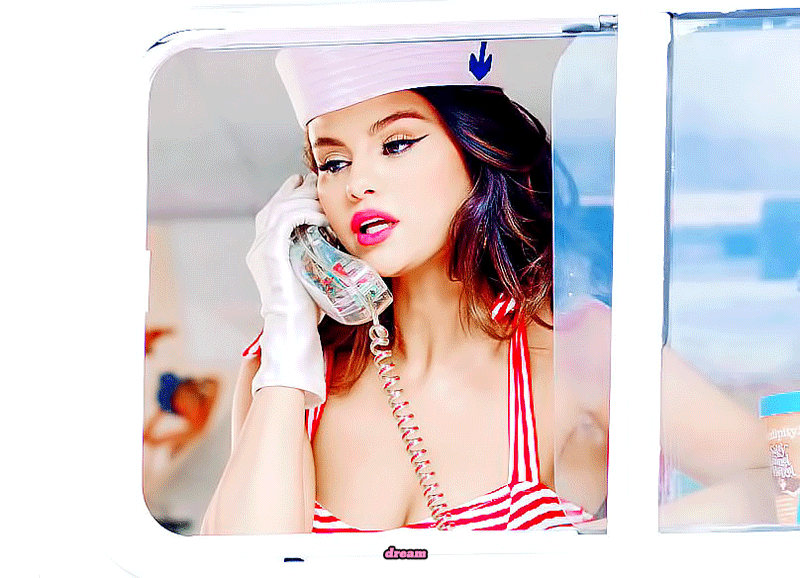 셀레나 뮤비 움짤😭😭😭 | 인스티즈