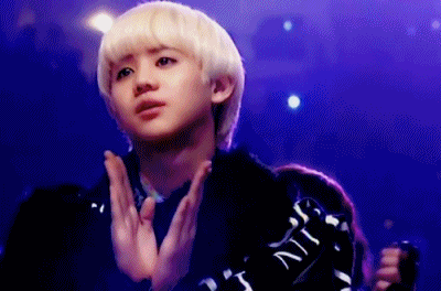 하이라이트 양요섭씨,,,,데뷔초 전설의 4번(? 카메라,, 진짜 솜뭉치네,,,굴리면 굴려질거 같아,,,동그란 솜뭉치,,,허흐흙ㅌ,,,,,,,,,, | 인스티즈