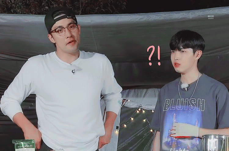 김재환 성훈님 옆에 있으니까 ㄹㅇ쪼꼬미 된거봐ㅋㅋㅋㅋㅋ | 인스티즈