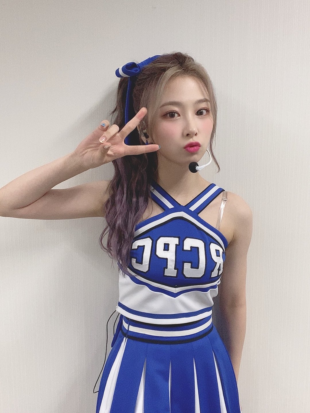 [잡담] 새로 입덕한 최애 너무 이쁘당... ㅈㅇ 로켓펀치 윤경 | 인스티즈