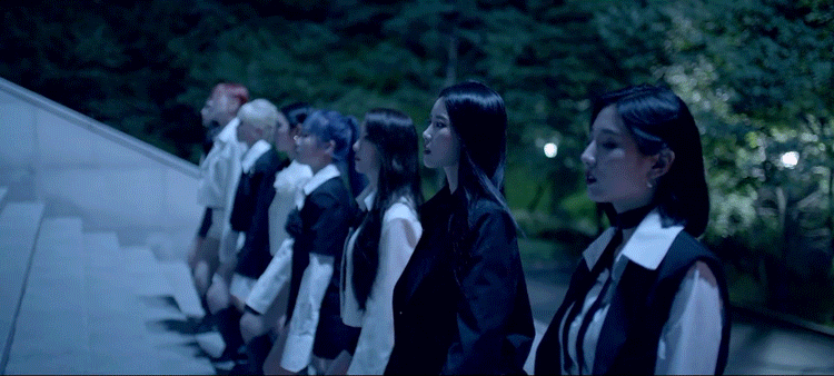 러블리즈 티저 계단씬 | 인스티즈