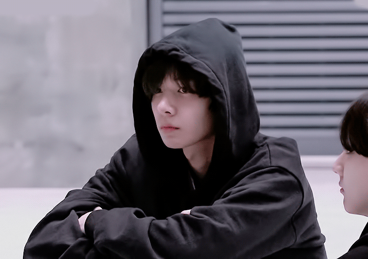 ㄱ 얘 왼른골라주라 | 인스티즈