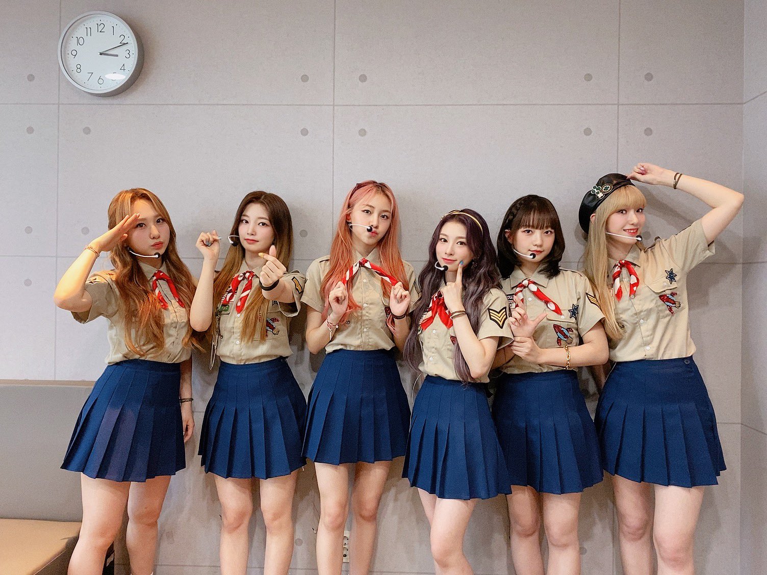 오늘 로켓펀치 의상 걸스카웃❗❗꺄야아아어엉ㅇ | 인스티즈