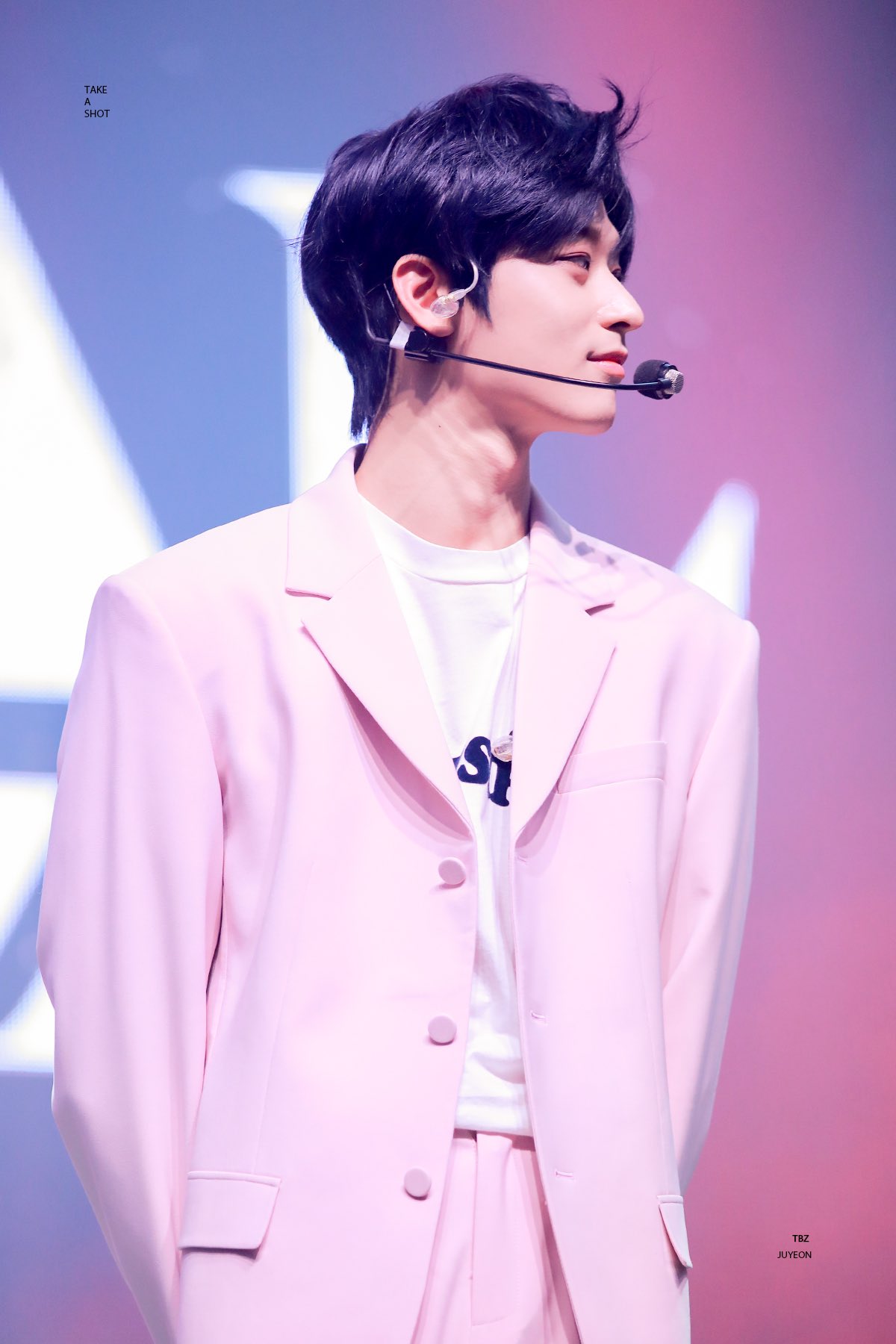 주연이 코 뾰족한 거 너무 조타 | 인스티즈