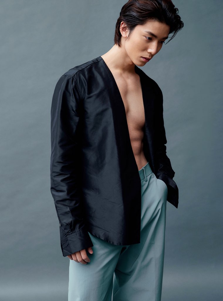 말도 안돼 왜이게 B컷이죠?? 아니 휘영아.. | 인스티즈