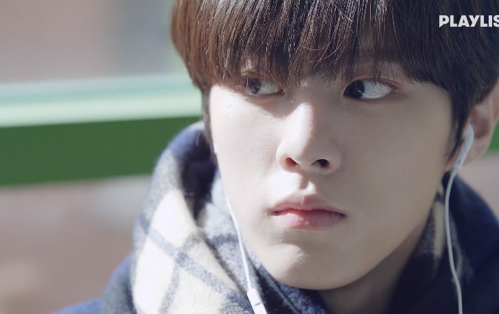 트웬티트웬티 이현진 🥺🥺🥺🥺 교복에 목도리 나 죽을래 그냥 | 인스티즈