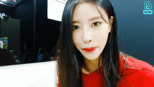 이미주 어제 브이앱 왜 이렇게 달라보이지???콩깍지인가 | 인스티즈