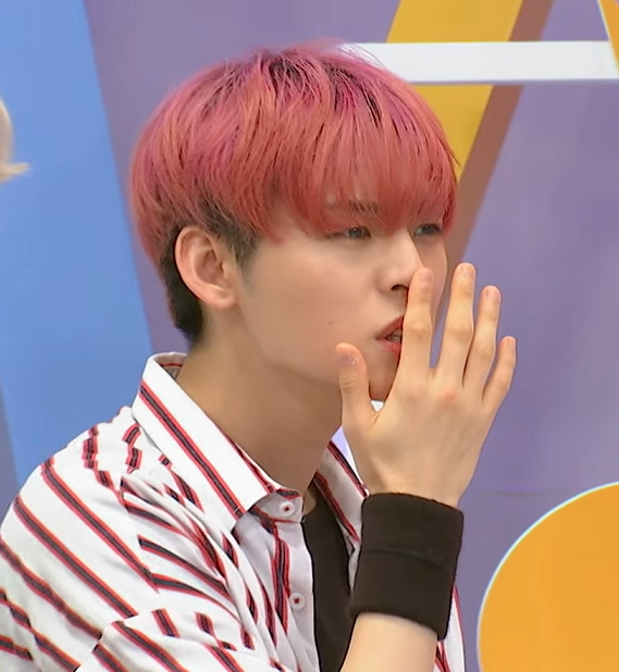 게임을 세상 진지하게 하는 김효진이 너무 좋다..... | 인스티즈