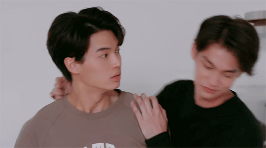 ㄱ 새벽이니 뿌리는 BL 드라마 짤들🔥 | 인스티즈