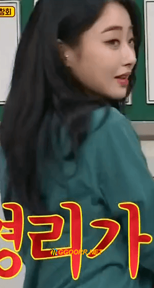 오랜만에 예전 예능 보는데 경리언니가 뒤돌아서 나? 하는거 쩐다 | 인스티즈