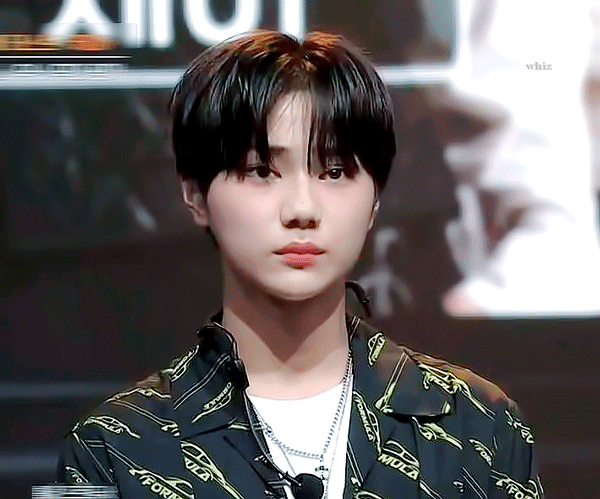 아이랜드 이정도면 비주얼랜드 아님? 프로필 찍은 사람 나와봐 | 인스티즈