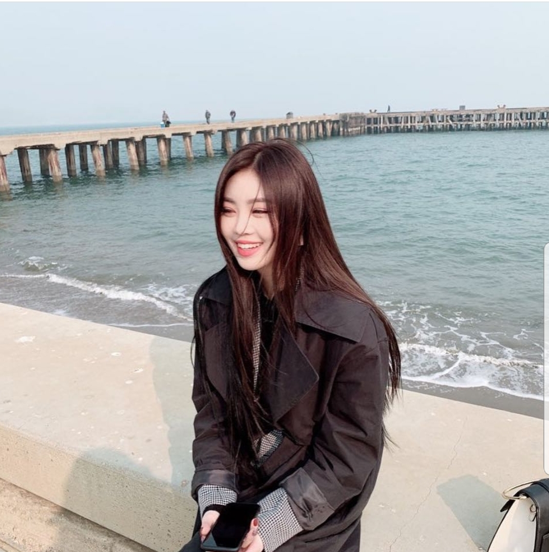 💛여돌 셀카나 일상사진 줄 싸람🧡 나도 줄게 !! | 인스티즈