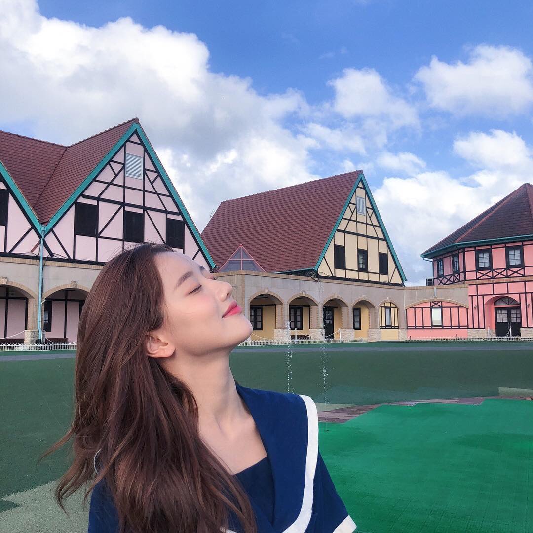 💛여돌 셀카나 일상사진 줄 싸람🧡 나도 줄게 !! | 인스티즈