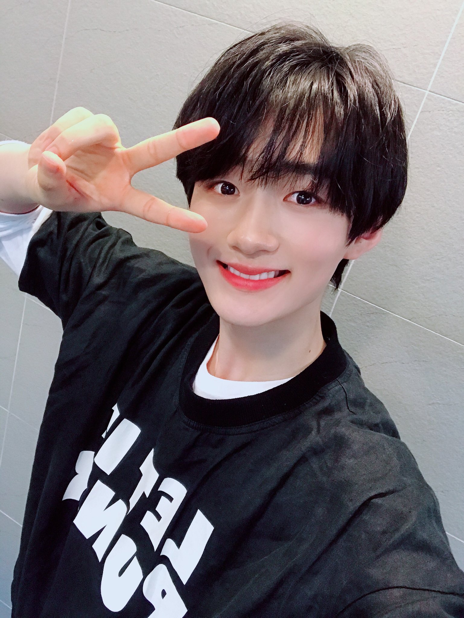 요즘 우리엄마 사위삼고싶은 아이돌1위 | 인스티즈