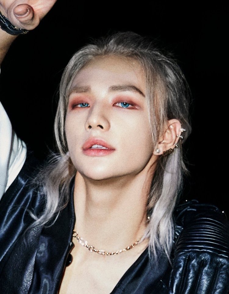 황현진 메이크업한거랑 민낯 갭 차이... | 인스티즈