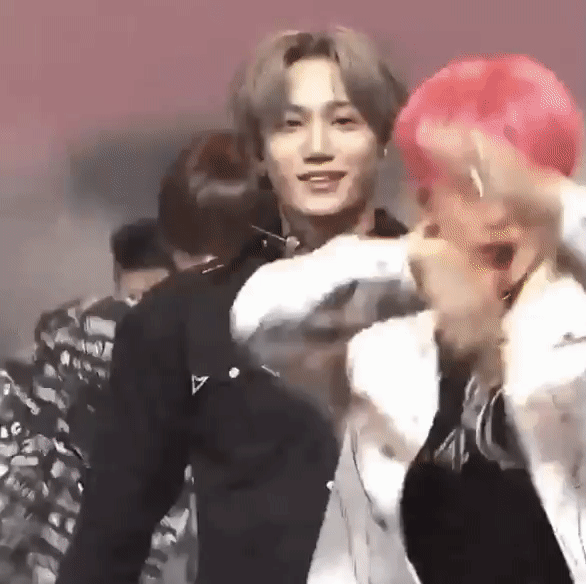 어제 에이네이션 엑소 4명 너무 쩔어.. | 인스티즈