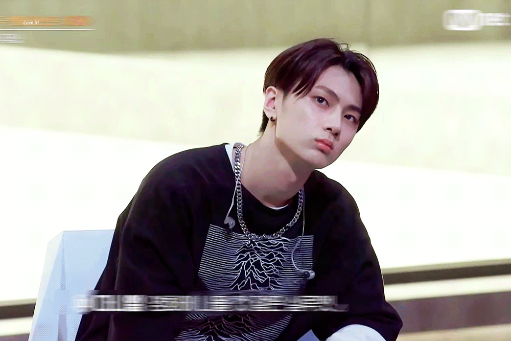 아이랜드 제이 일본 뒷골목 날티 바이브 이런거 ㅋㅋㅋㅋ | 인스티즈