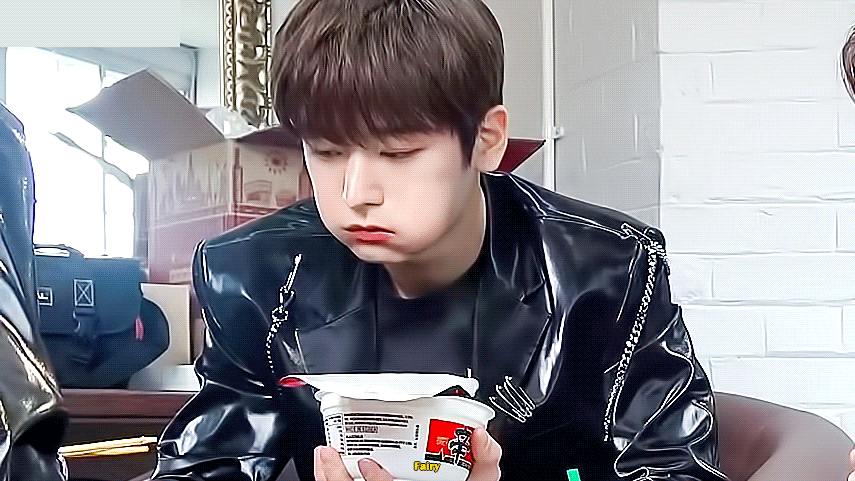 오늘도 외친다 이주연 사랑해 | 인스티즈