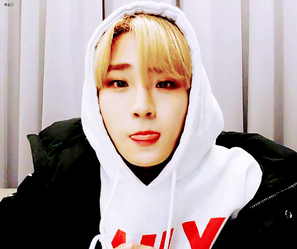 조용한 틈을 타 고백할게 나는... | 인스티즈