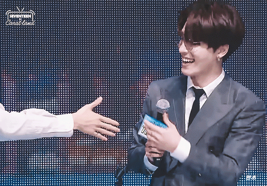 ㄱ 내 씨피는 왼이 른을 덕질 수준으로 좋아햌ㅋㅋㅋㅋ | 인스티즈