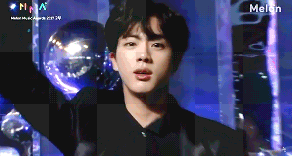 난 17 멜뮤 하면 진이랑 강다니엘 원샷 잡힌거 생각남 | 인스티즈