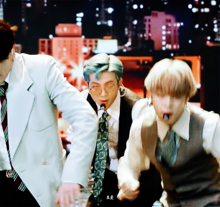 다이너마트 무대 방탄 지민 구석에서 잘하는 거 봐 | 인스티즈