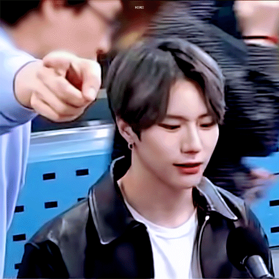 웃는 거 너무 이쁘다 진짜 환장하겠네 | 인스티즈