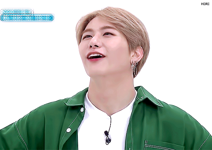 웃는 거 너무 이쁘다 진짜 환장하겠네 | 인스티즈