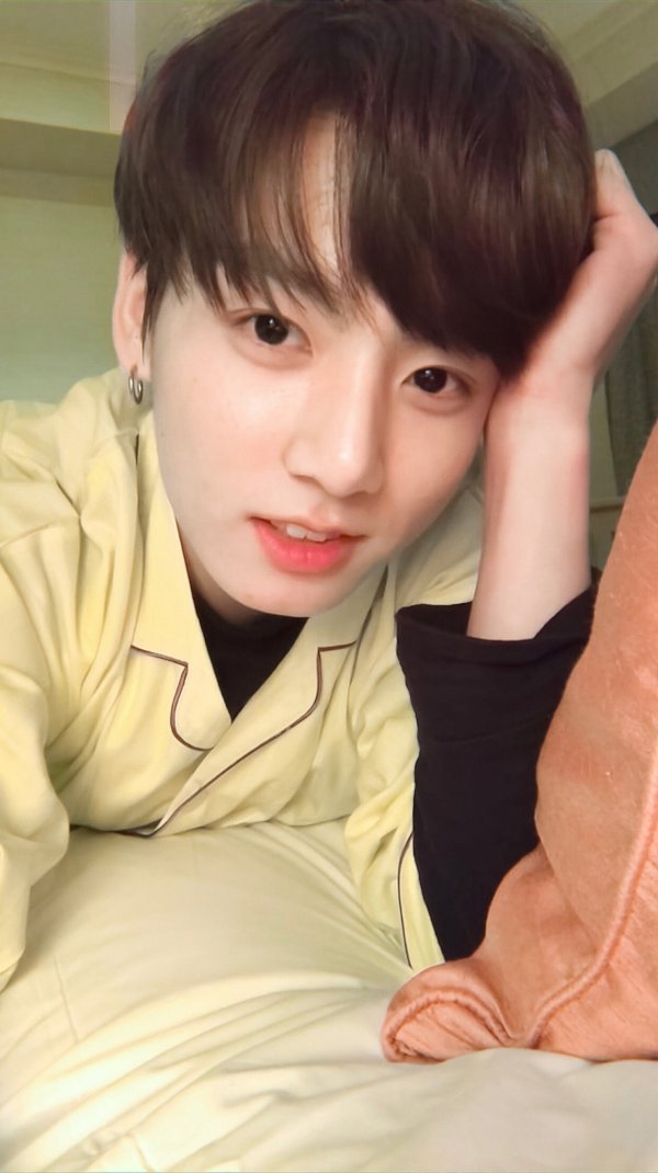 나 정말 정국이 이 셀카 너무 사랑해.... | 인스티즈