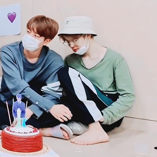 [마플] 방탄 지민 진쨔 사람 손 잘타는듯... | 인스티즈