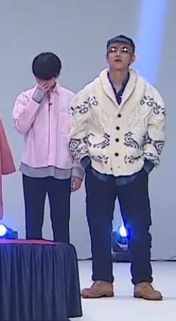 방탄 뷔 덩치 좀 봐 정국 두 배네ㄷㄷ | 인스티즈