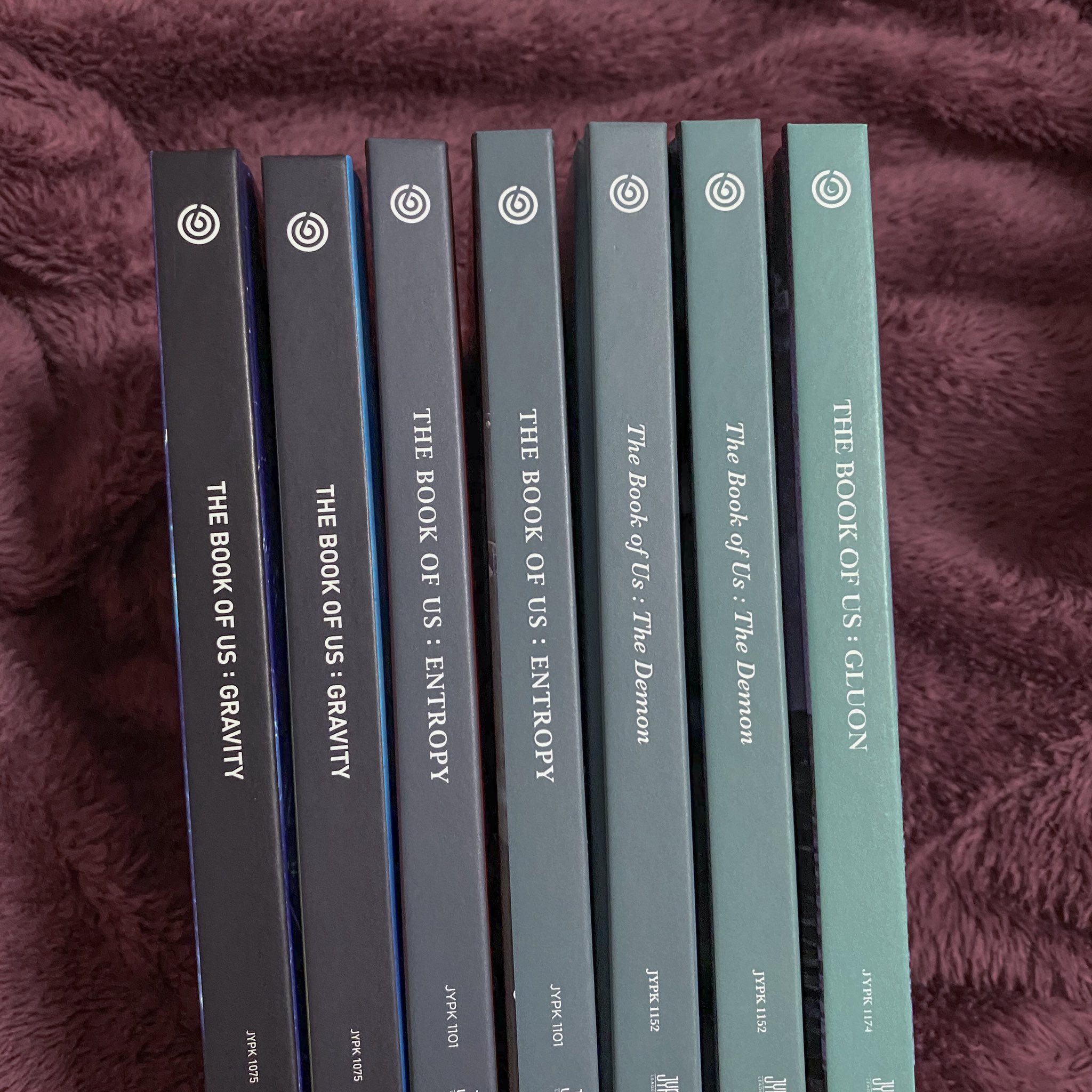 본진 앨범 시리즈 모으면 이렇게 되는데 짱 예쁘지ㅜㅠㅠㅠㅠㅠㅠㅜ | 인스티즈