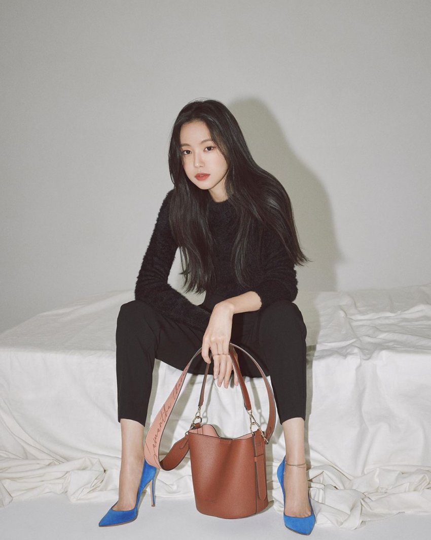 손나은 아디다스랑 사만사타바사 광고 온도차봐 | 인스티즈