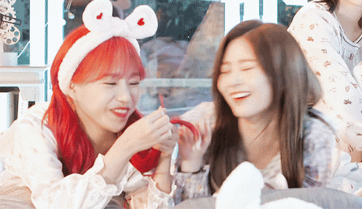 아이즈원 비쥬얼이랑 덕몰이상 그림체 정반대인 애들이 동갑내기인거 | 인스티즈