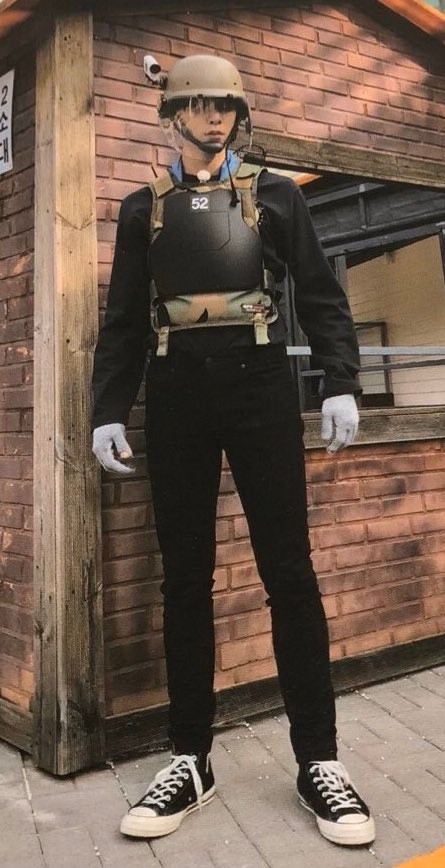 🔥피지컬 핫한 남돌 누구 있어?🔥 | 인스티즈