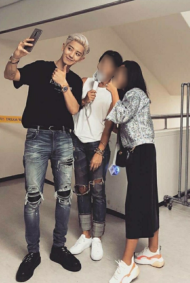 찬열 이 사진 진짜 지구인이랑 다른 종족 같음 | 인스티즈