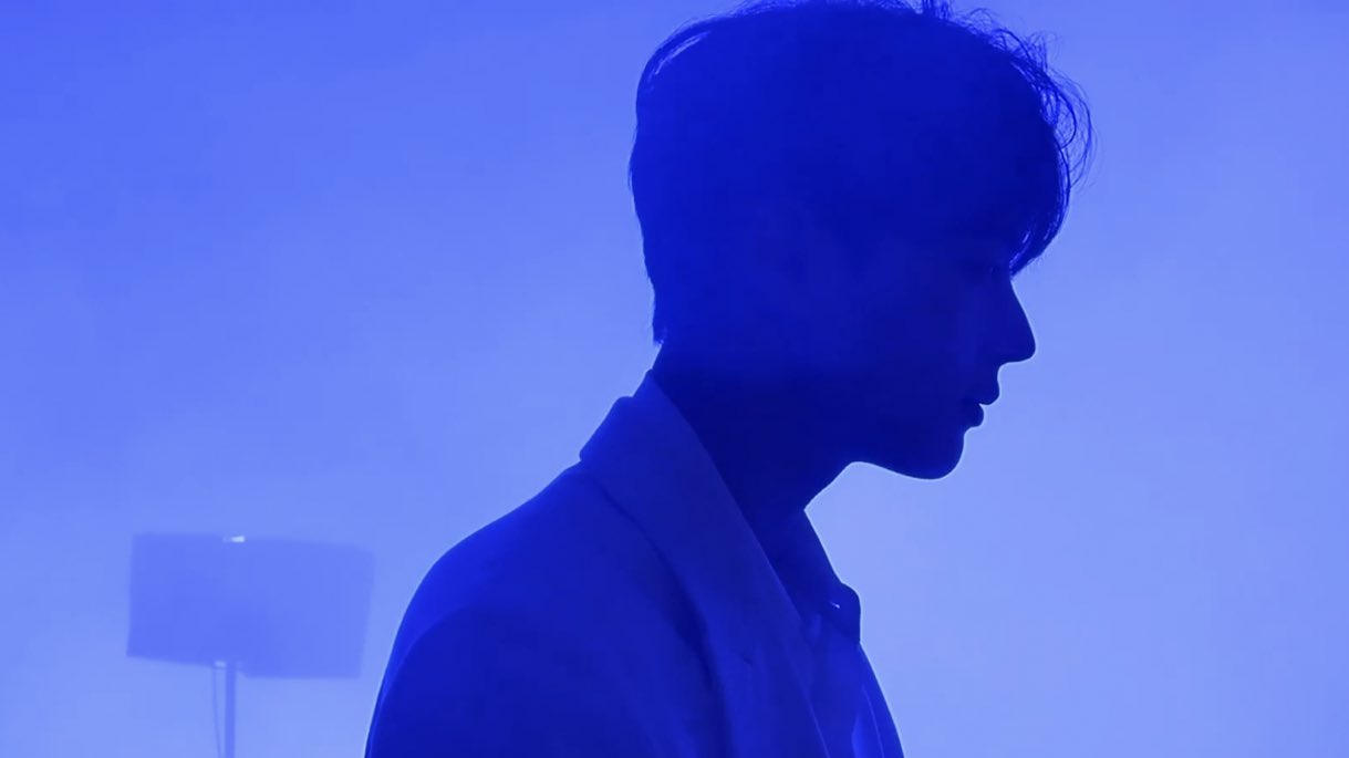 실루엣 너무 잘생기지 않앗니? | 인스티즈