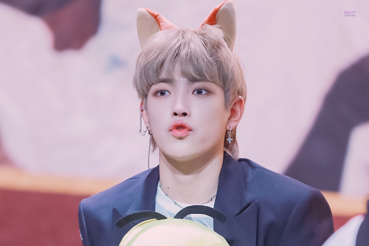 에이티즈들아 너네는 홍중이 머리중에 하나 고르라면 뭐 고를래? | 인스티즈