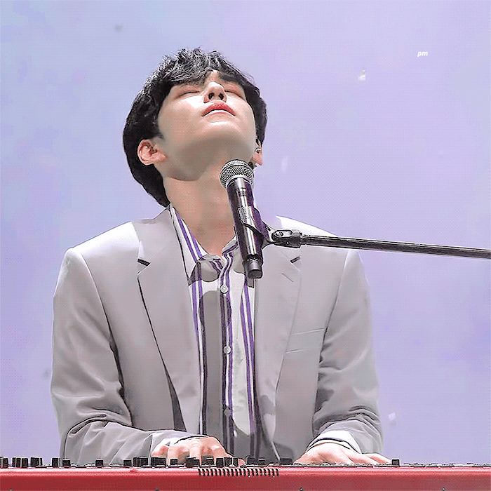 진짜 서사 오조오억개 있는 얼굴이다.. | 인스티즈