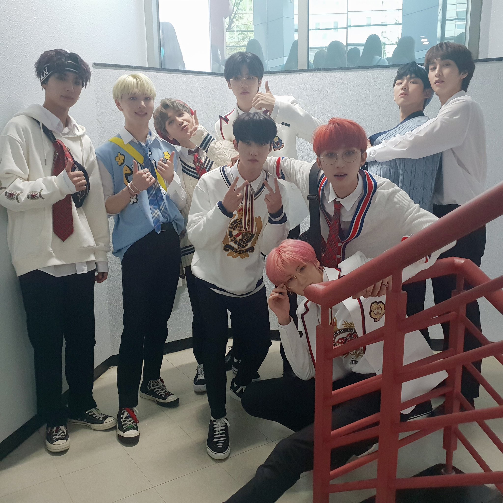 이 남그룹 그룹명이 뭐야? | 인스티즈