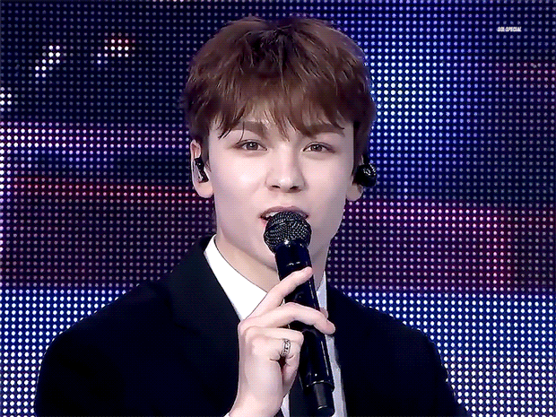 맞아 내가 버논이 여친임 | 인스티즈