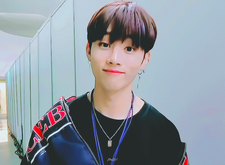 잠시만요... 덥선우 지나가요... 잠시만요... | 인스티즈