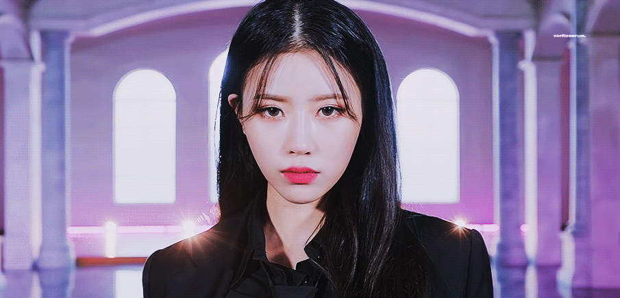 이미주... 개쩌는 얼굴 볼사람... | 인스티즈