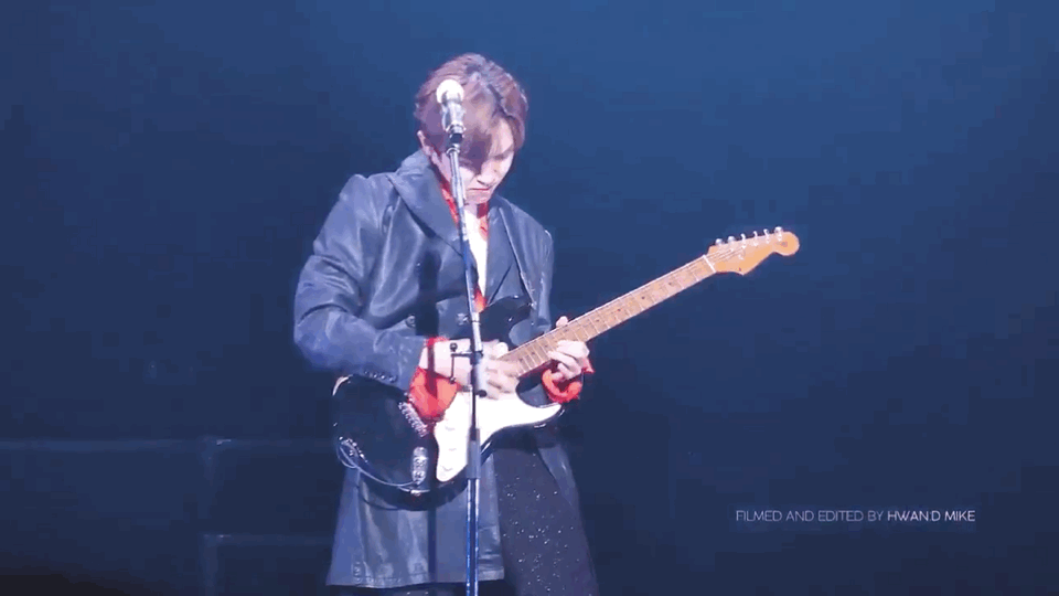 내가 좋아하는 기타치면서 끼부리는 김재환 | 인스티즈