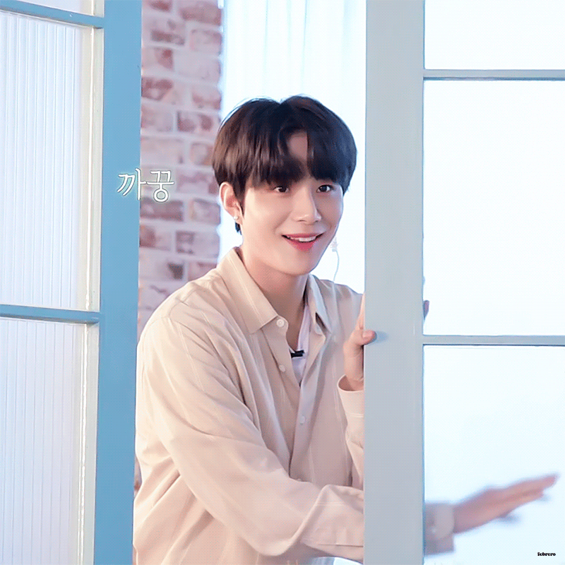 너무.. 진짜 잘생긴 걸 넘어 설레게 생겼어 정우 진짜 ..... | 인스티즈