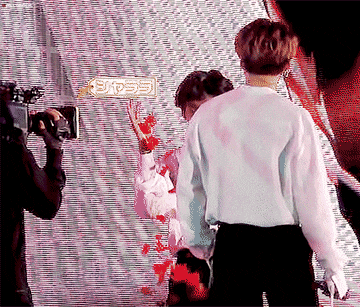 [잡담] 방탄 뷔 끼부리다가 갑자기 웃는 이윸ㅋㅋㅋㅋㅋㅋㅋㅋㅋㅋㅋ | 인스티즈