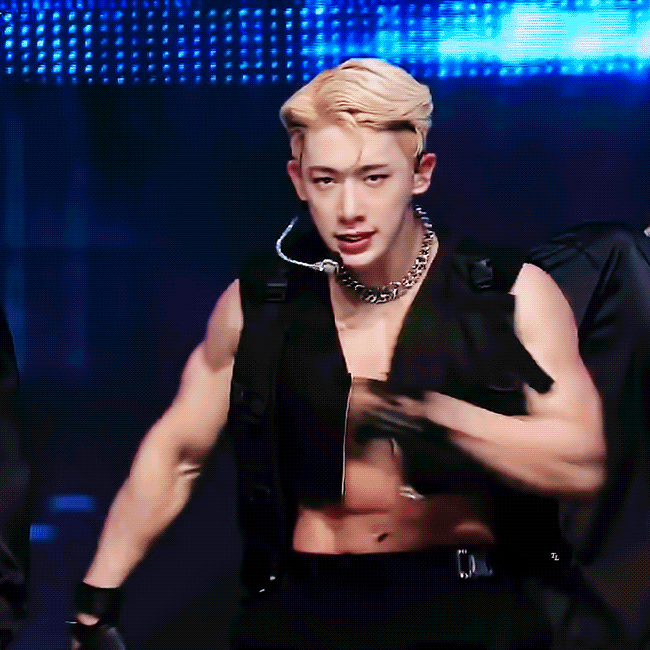 무대에서 어떻게 이렇게 이쁘게 웃을 수가 있어ㅠㅠ | 인스티즈